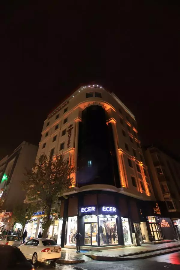 هتل ساردور وان